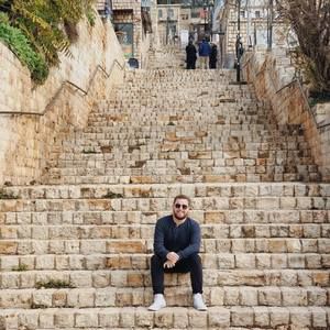 Meet your Posher, Max